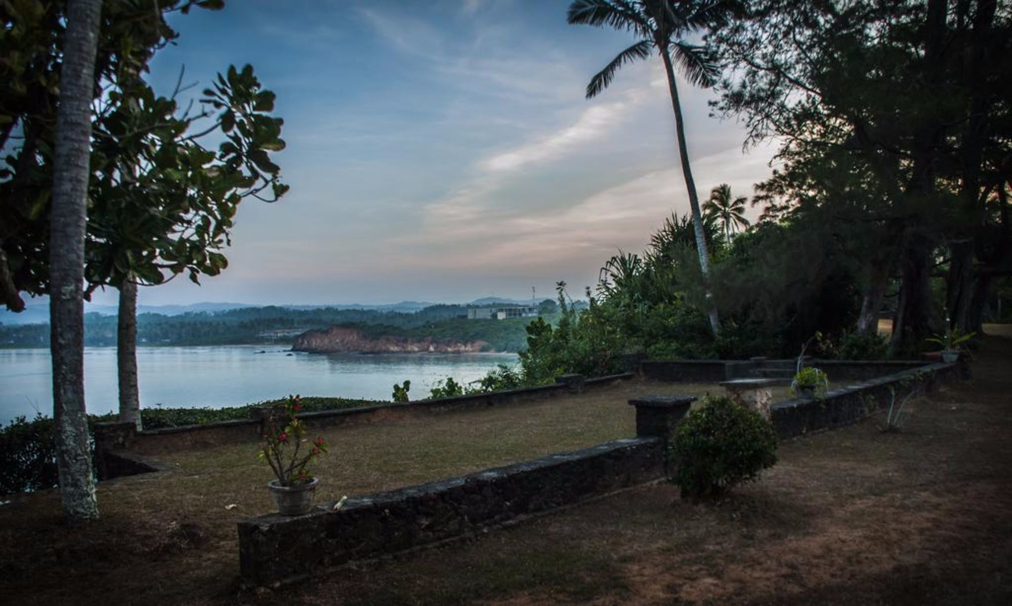 Red Cliffs Weligama Exterior foto